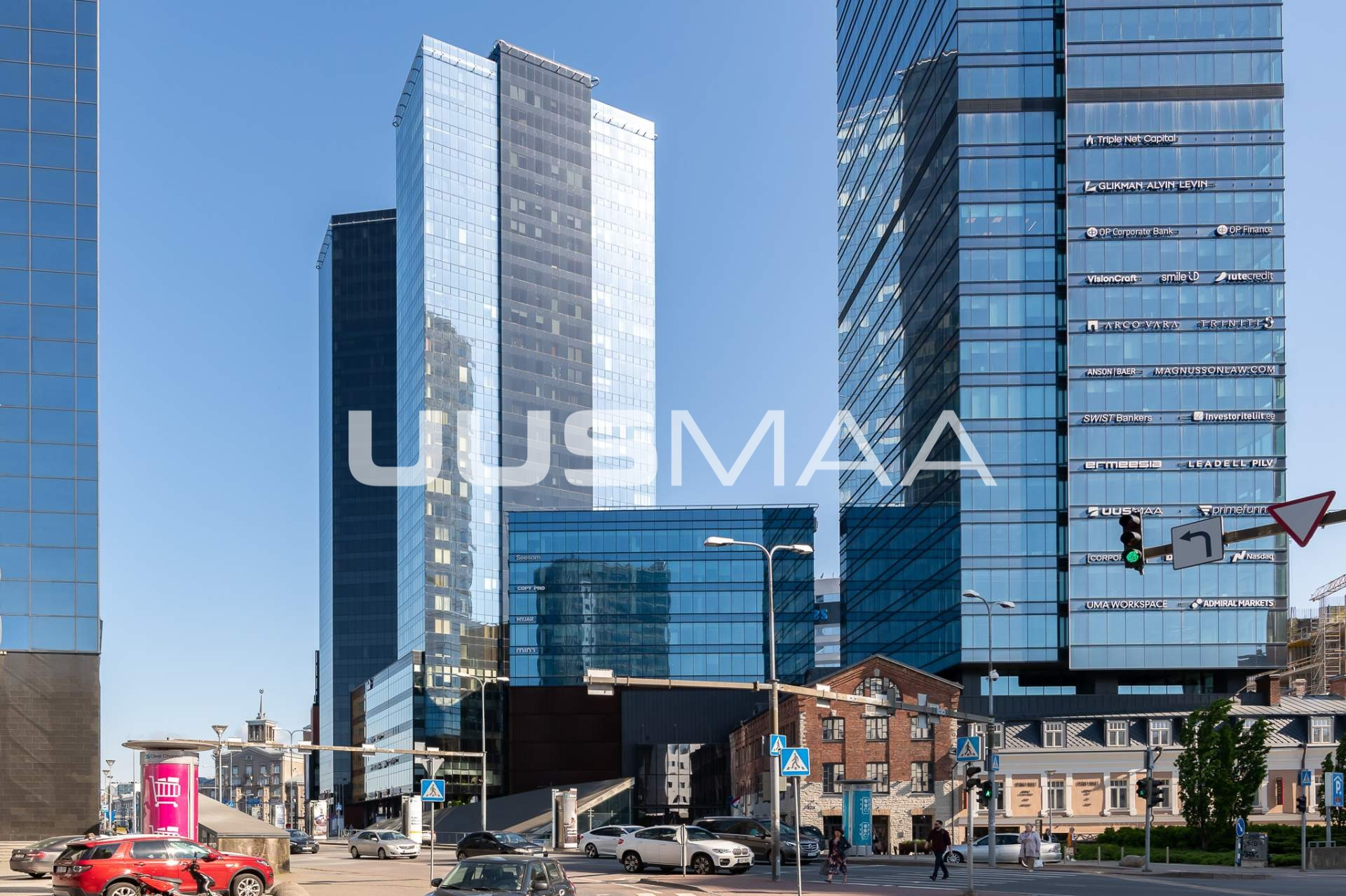 Uus Maa Pluss