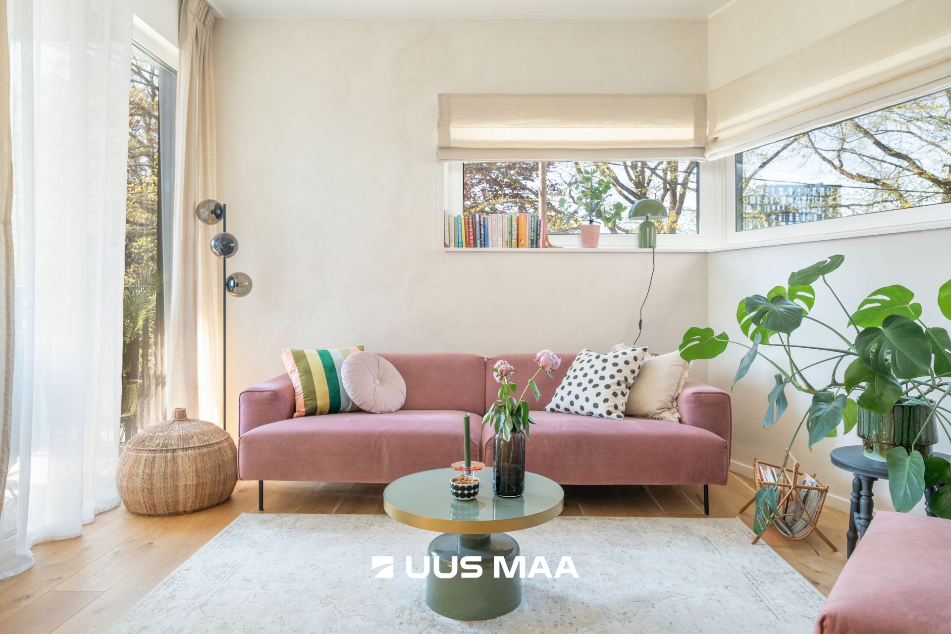 Uus Maa Pluss