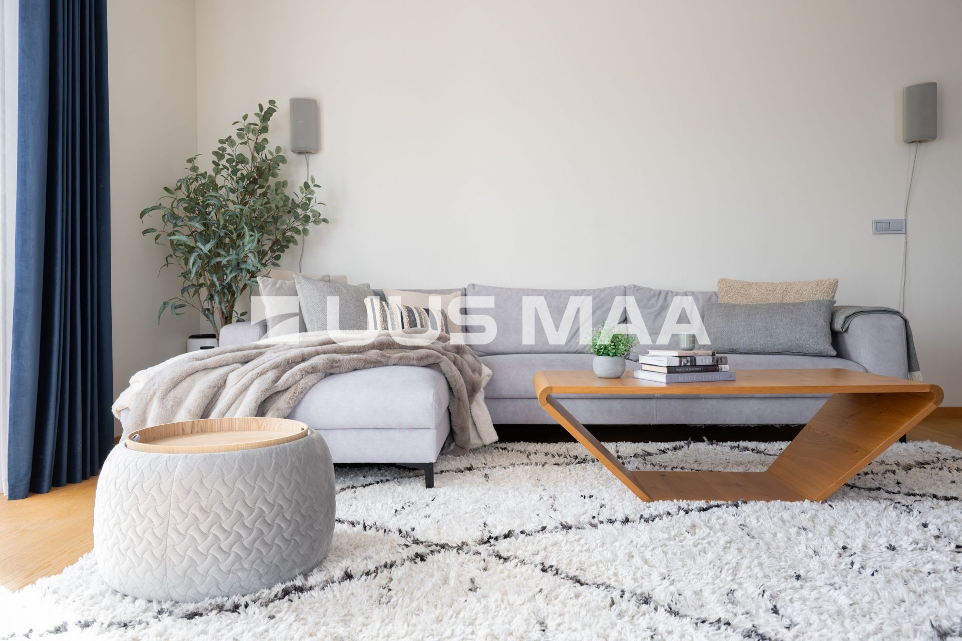 Uus Maa Pluss