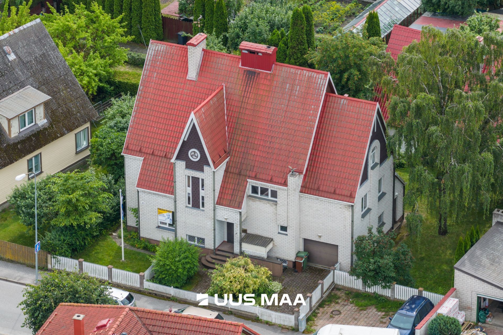 Uus Maa Pluss