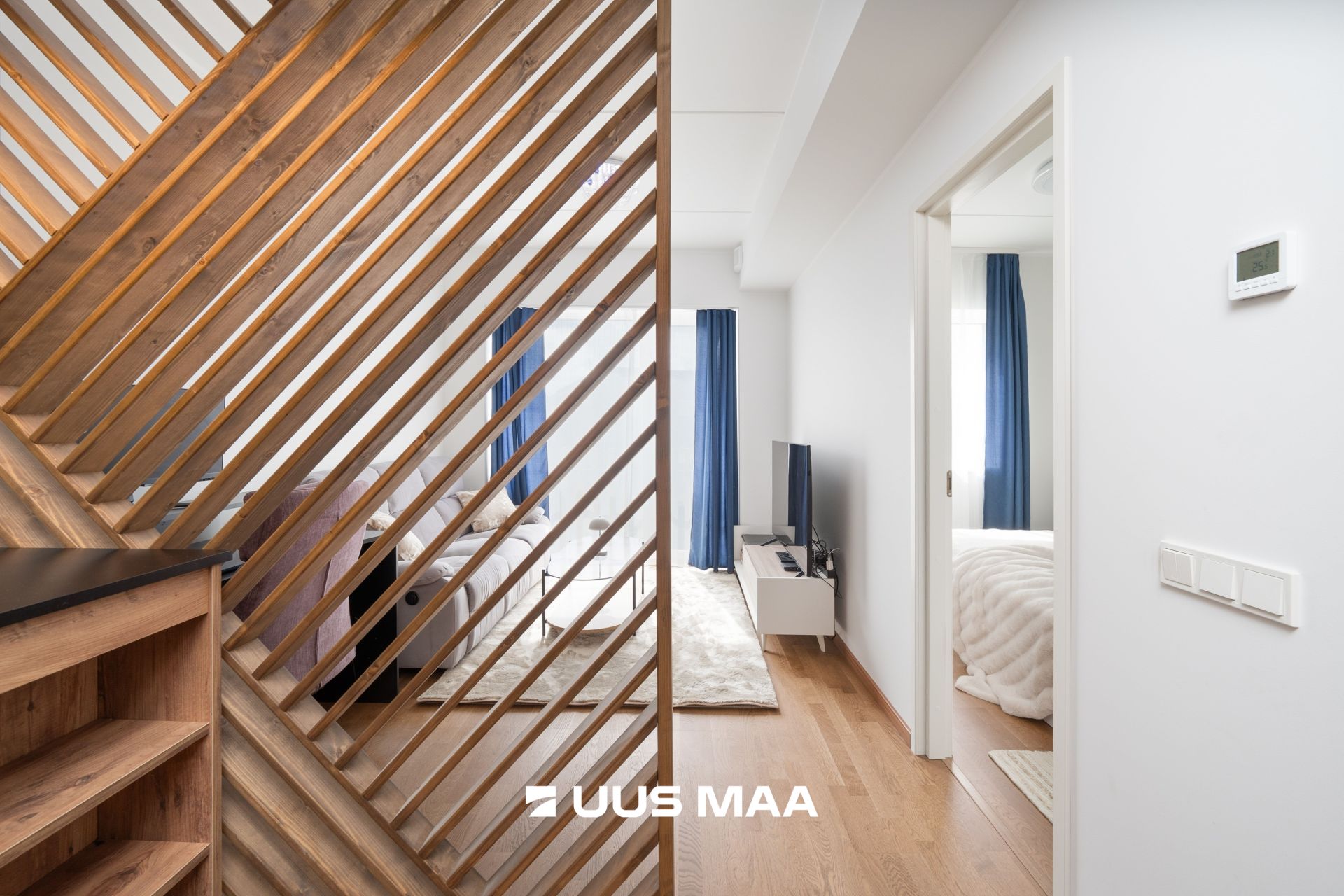 Uus Maa Pluss