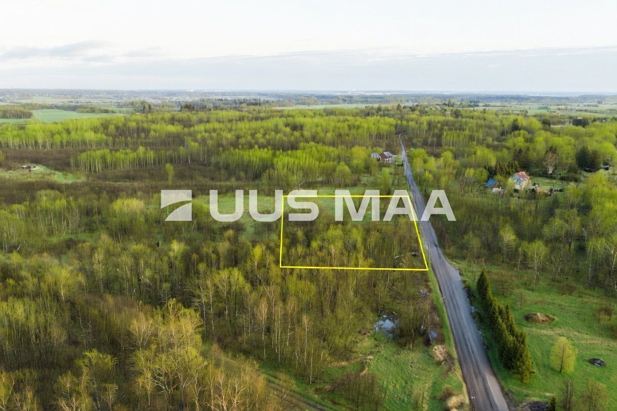 Uus Maa Pluss